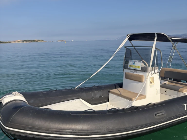 Capelli Tempest 530 in Six-Fours-les-Plages on SamBoat