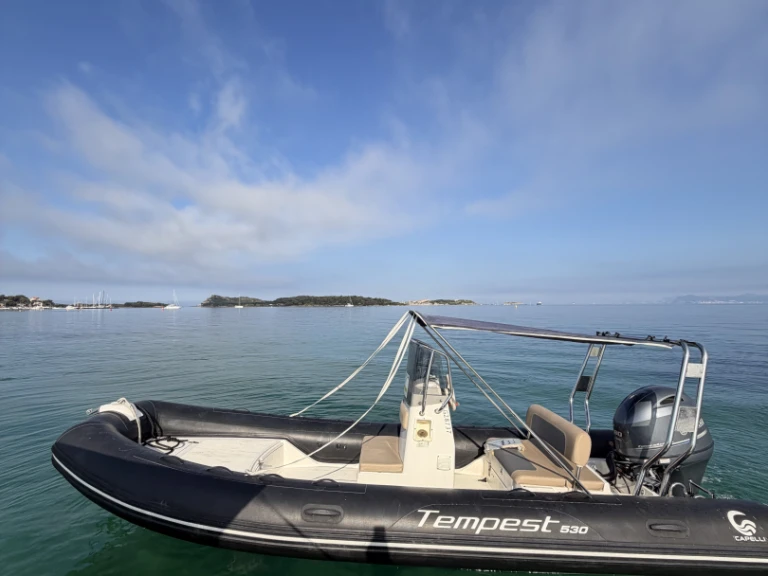 Rent a Capelli Tempest 530 Six-Fours-les-Plages