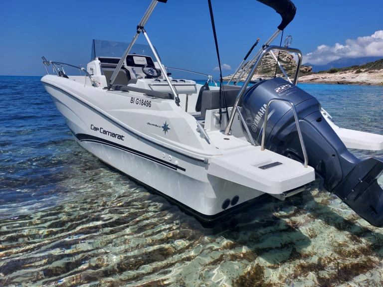Bareboat Rental Motorboat Jeanneau with a boat licence