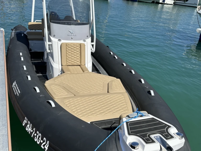Highfield Highfield Sport 700 charter bareboat or captained in  Sitges