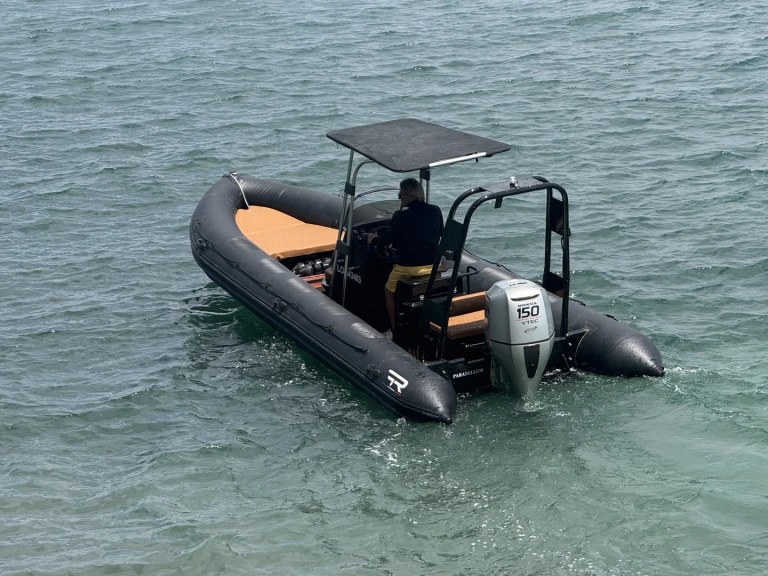 RIB rental in Lorient - Zeppelin Zeppelin Command 22 VPRO