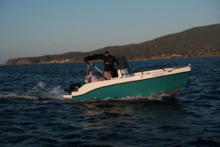 BravaBoats BF 470 in Roses on SamBoat