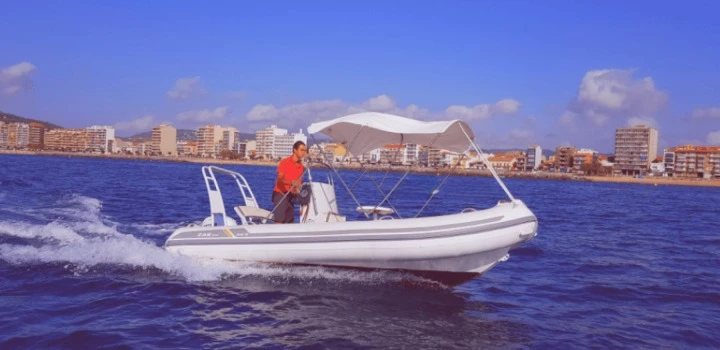 Bareboat Rental RIB Zar with a boat licence