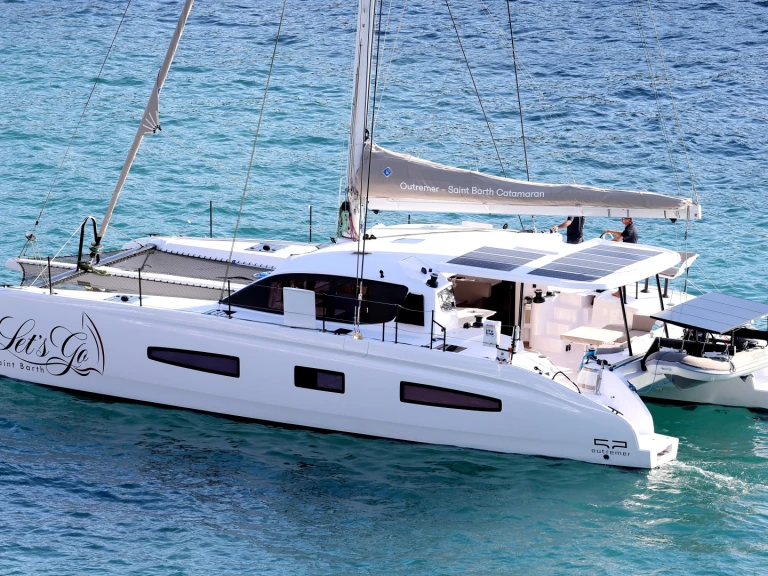 Catamaran rental in Marigot - Outremer OUTRE MER 52