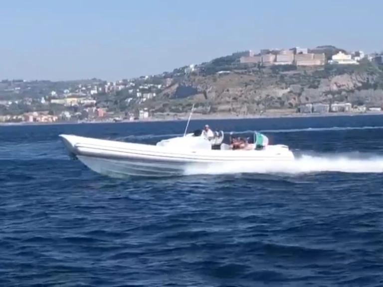 Boat rental dovi boat One way 100 in Miseno on Samboat