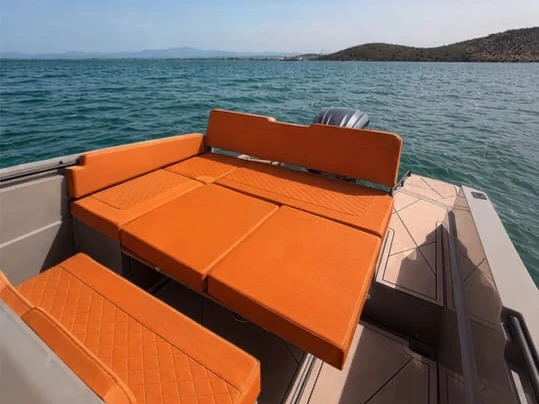 Protagon Space 25 in Zakynthos on SamBoat
