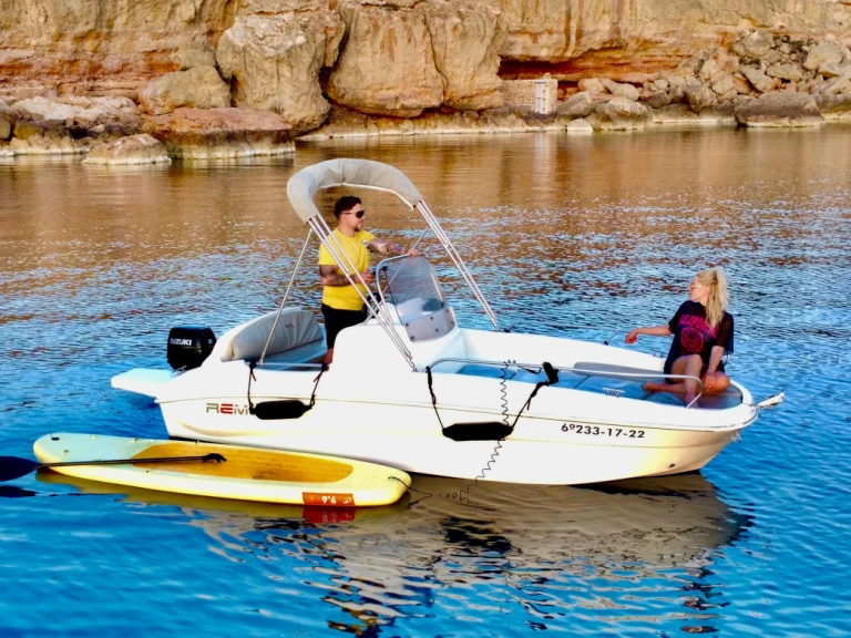 Quicksilver Activ 455 Open in Sant Antoni de Portmany on SamBoat