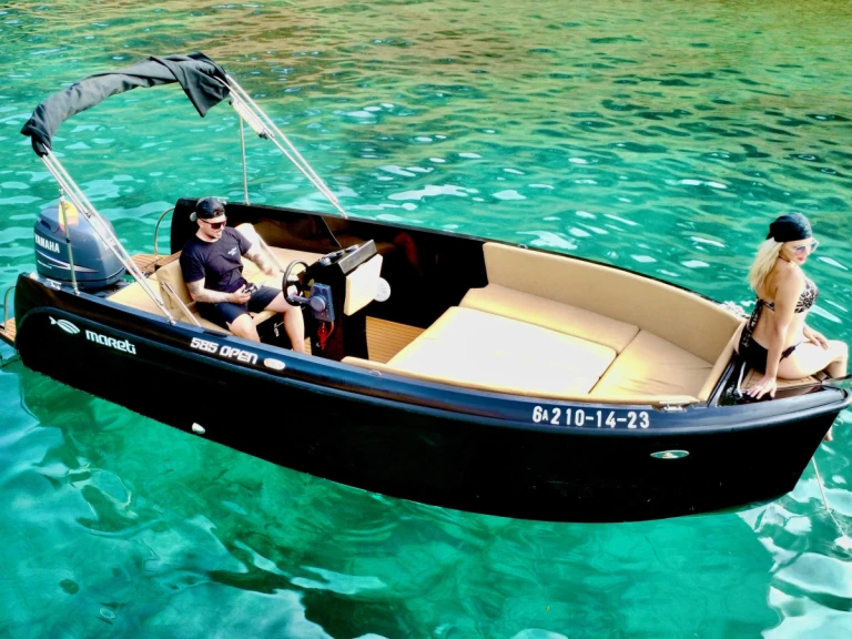 Motorboat for rent Sant Antoni de Portmany at the best price