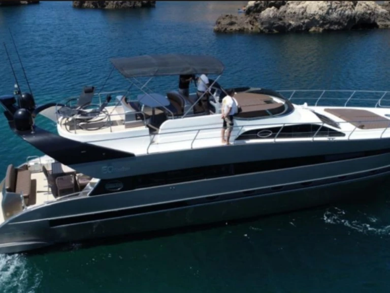 Rent a Conam 60  Villefranche-sur-Mer