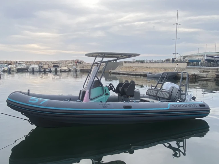 Highfield Highfield Sport 600 JO 2024 in Six-Fours-les-Plages on SamBoat