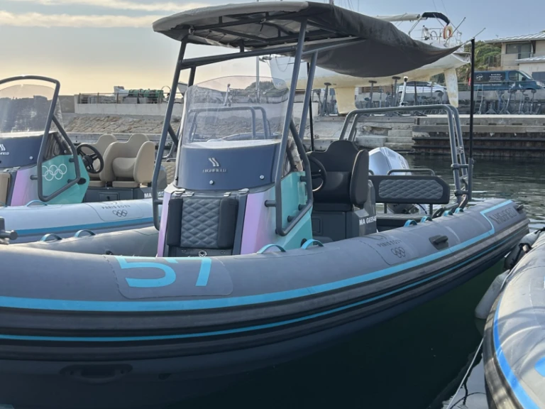 Boat rental Highfield Highfield Sport 600 JO 2024 in Six-Fours-les-Plages on Samboat