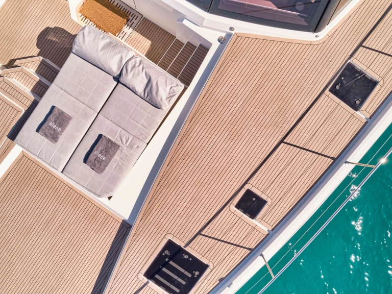 Bareboat Rental Luxury Yacht Fountaine Pajot with a boat licence