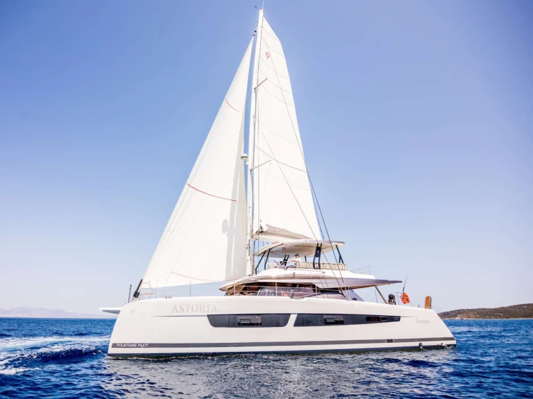 Catamaran for rent Piraeus at the best price
