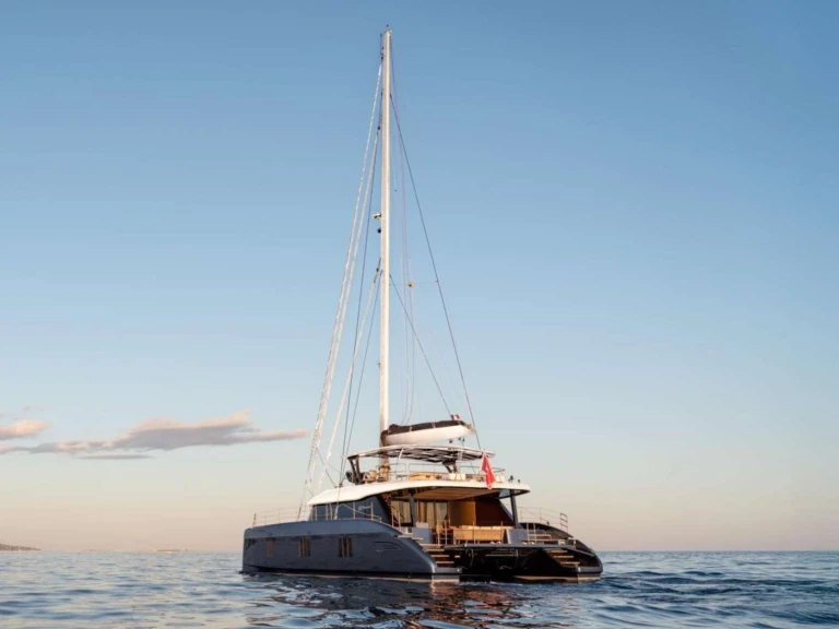Yacht charter Alimos cheap Sunreef 60