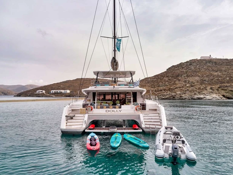 Boat rental Fountaine Pajot Fountaine Pajot Alegria 67 (5 cab) in Néa Péramos on Samboat
