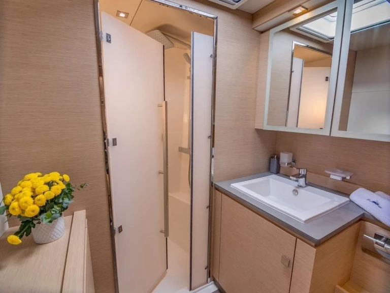 Boat rental Fountaine Pajot Fountaine Pajot MY 44 in Néa Péramos on Samboat