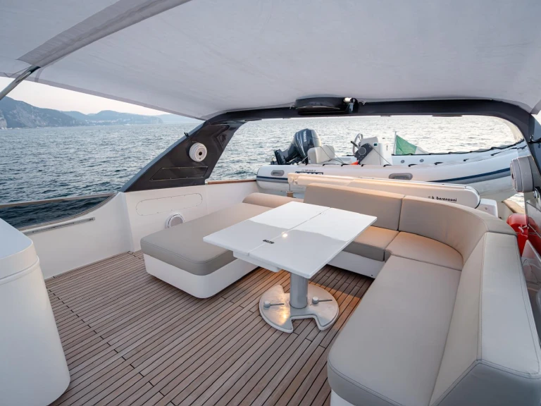 Luxury Yacht rental with or without captain Sanlorenzo Ischia