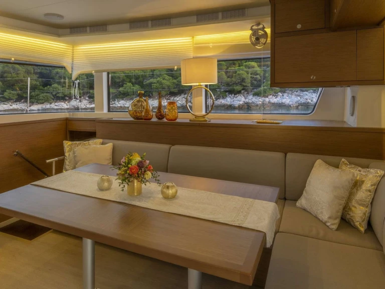 Catamaran rental in Tourlos - Lagoon Lagoon 52 F