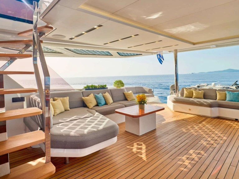 Catamaran rental with or without captain Fountaine Pajot Néa Péramos