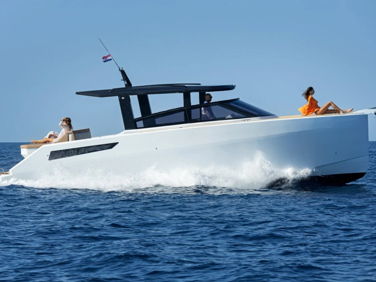 Motorboat rental with or without captain Custom Made Hvar