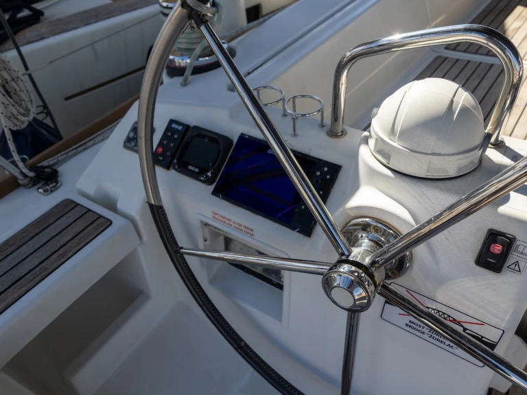 Bénéteau Oceanis 45 charter bareboat or captained in  Biograd na Moru