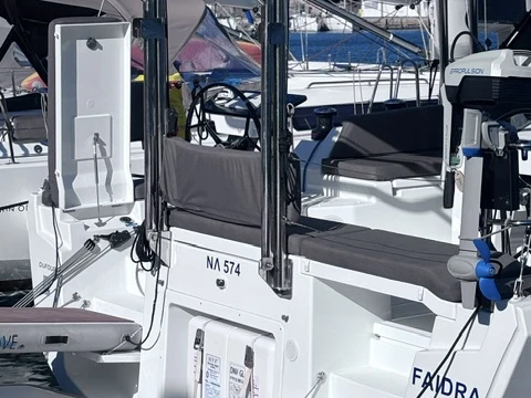 Rent a Dufour Dufour 44 Lávrio