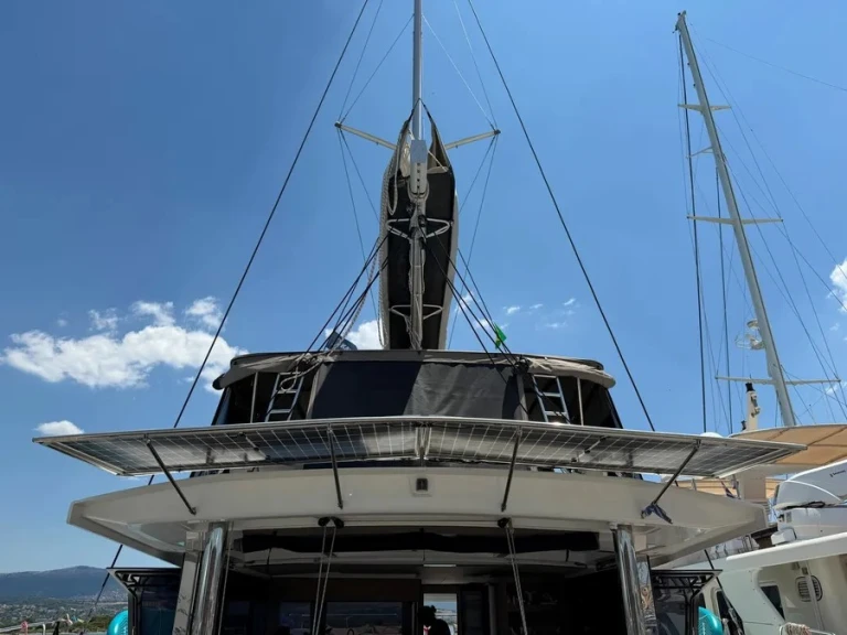 Yacht charter Lefkáda cheap Bali 5.2 - 6 + 2 cab.