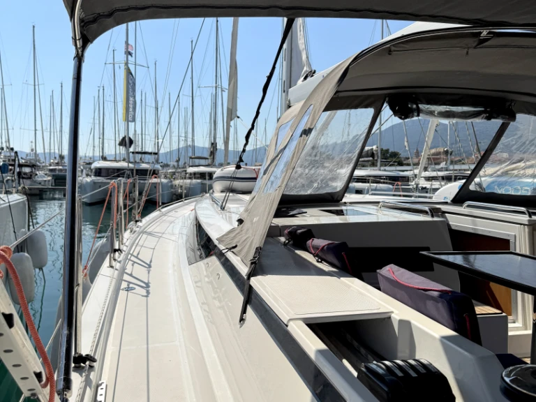 Sailboat rental with or without captain Bavaria Kaštela