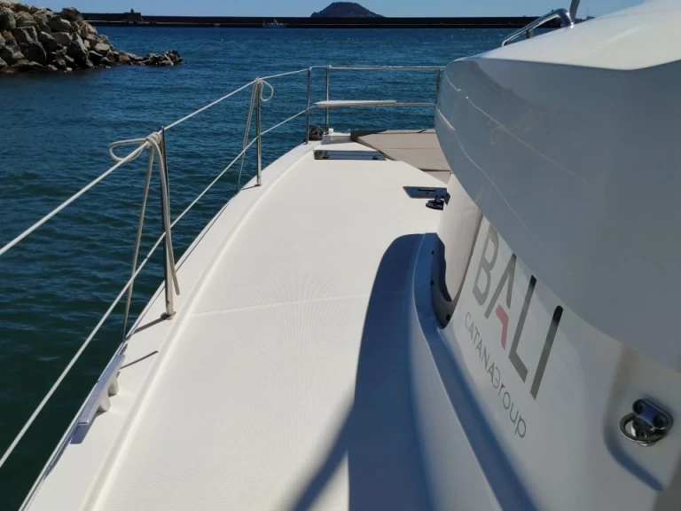Catamaran rental in Pozzuoli - Bali Bali Catsmart