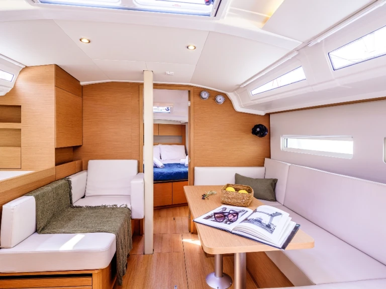Jeanneau Sun Odyssey 410 charter bareboat or captained in  Lávrio
