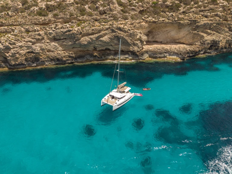 Bareboat Rental Catamaran Bali with a boat licence