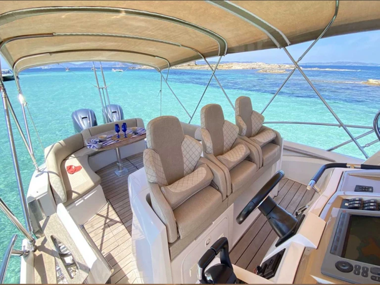 Yacht charter Ibiza Town cheap Key Largo 36