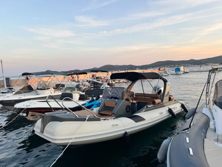 Boat rental Solemar 22 in Biograd na Moru on Samboat