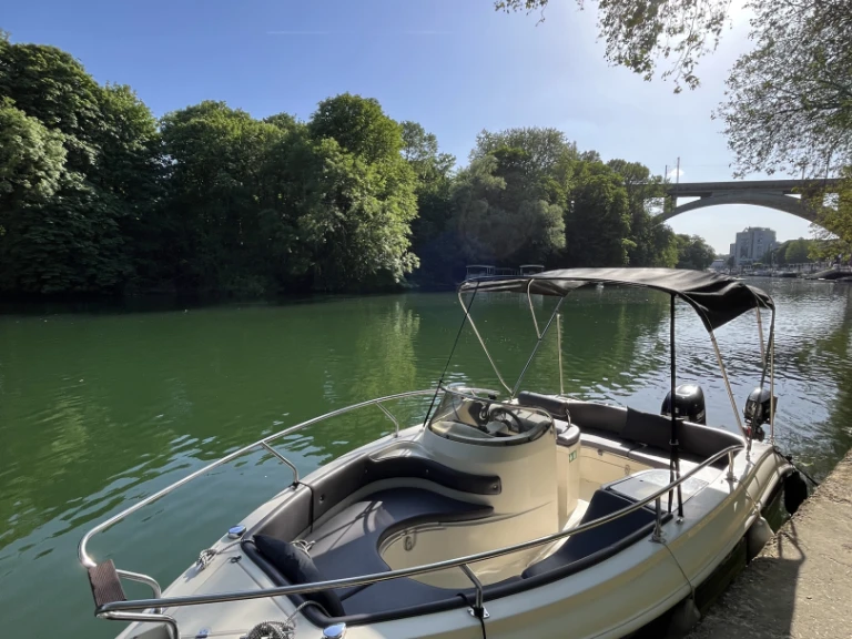Yacht charter Nogent-sur-Marne cheap Eolo 590 Open