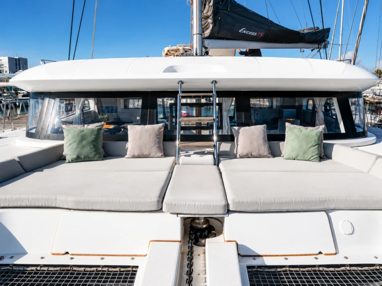 Excess Excess 15 in Es Jondal on SamBoat