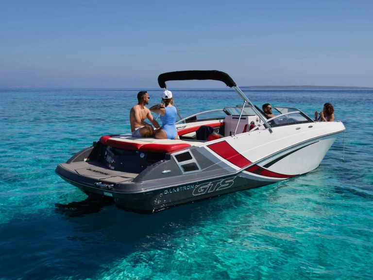 Motorboat for rent Ibiza Town at the best price