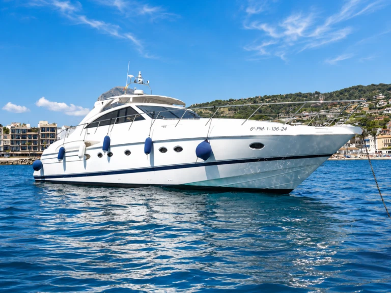Boat rental Princess Princess V65 in Marina de Dénia on Samboat