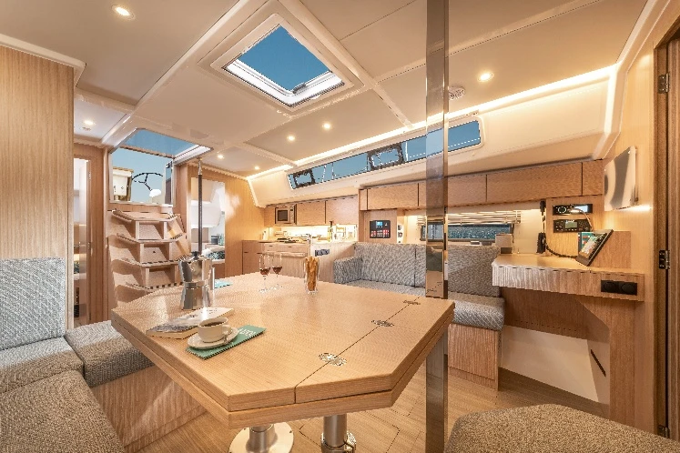 Sailboat rental in Nydri - Bavaria Bavaria C42