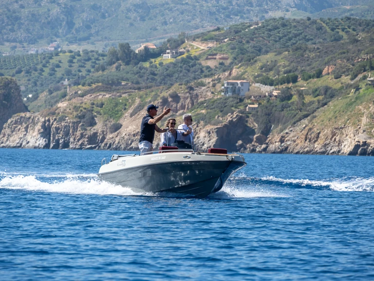 Motorboat rental in Pantanassa - Nireus Nireus 515