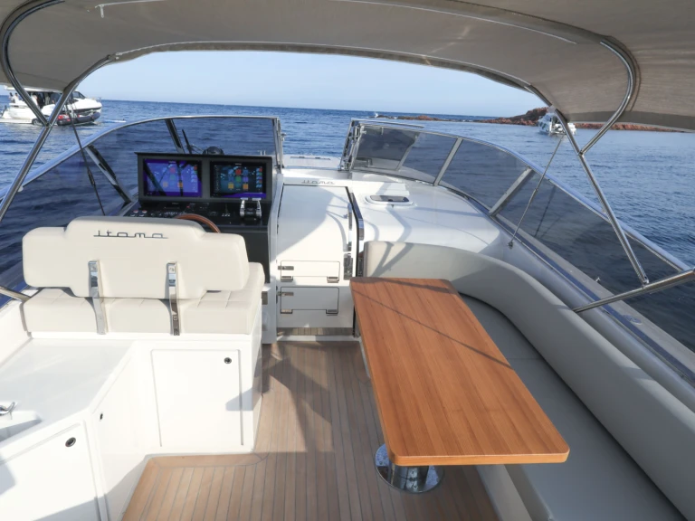 Motorboat rental in Cannes - Itama Itama 45
