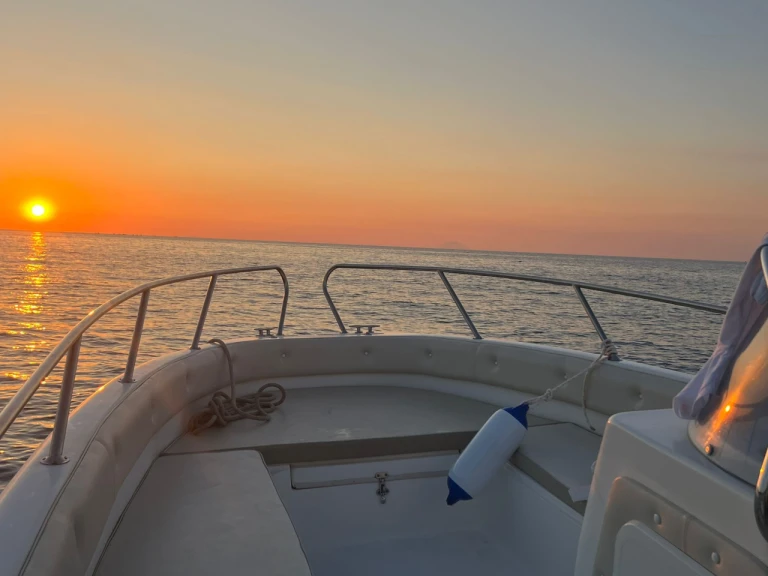 Boat rental Marinello Eden 22 in Messina on Samboat