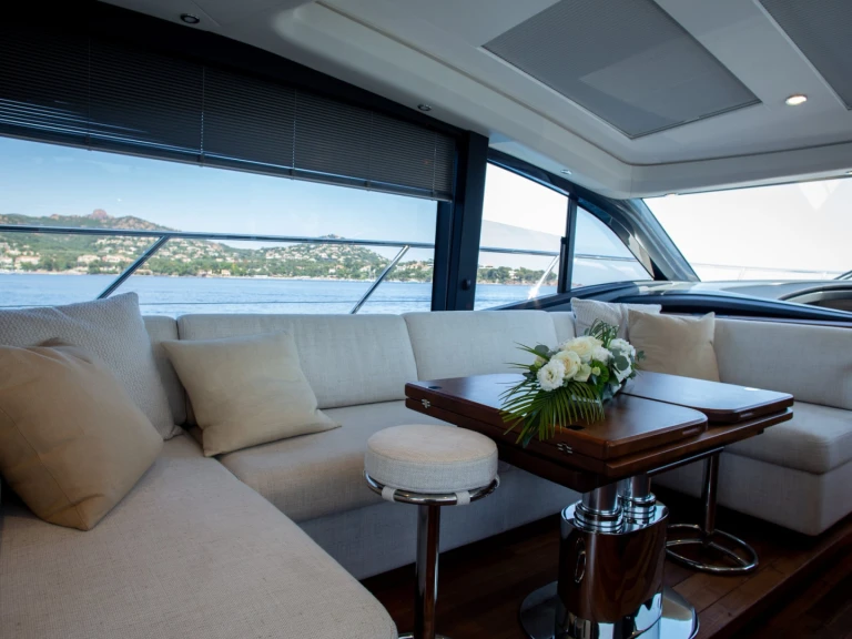 Yacht charter Saint-Raphaël cheap Princess V55
