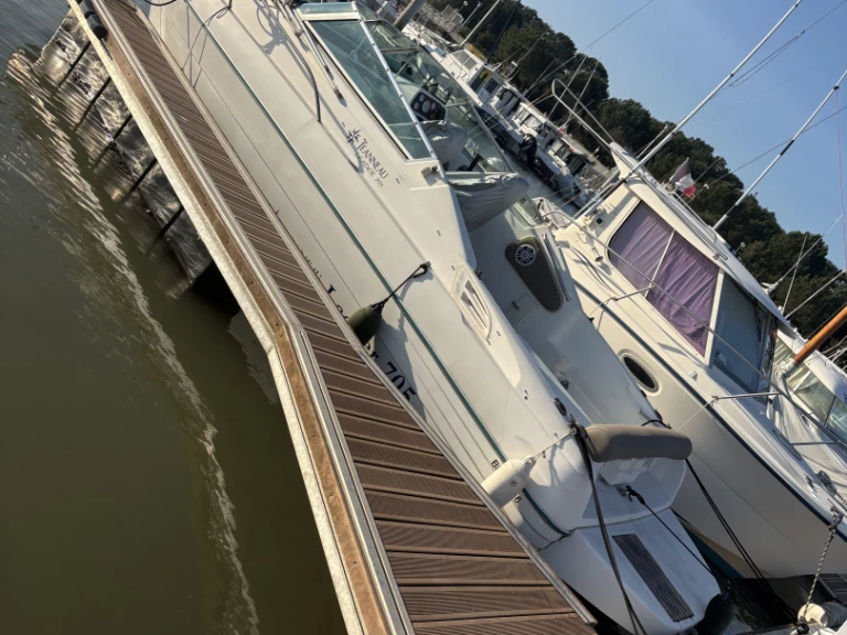 Motorboat rental with or without captain Jeanneau Le Verdon-sur-Mer