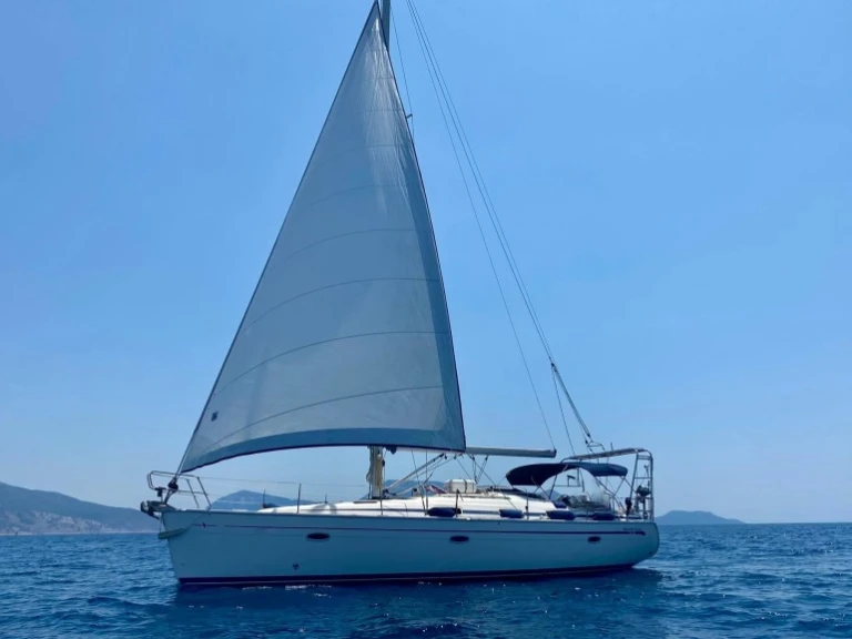 Rent a Bavaria Bavaria 42 Alimos