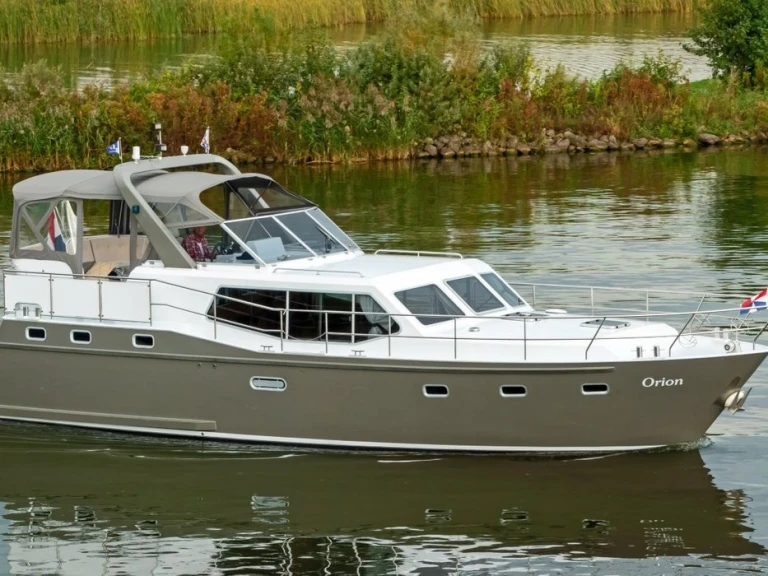  Nowee Novi 42 in Akkrum on SamBoat