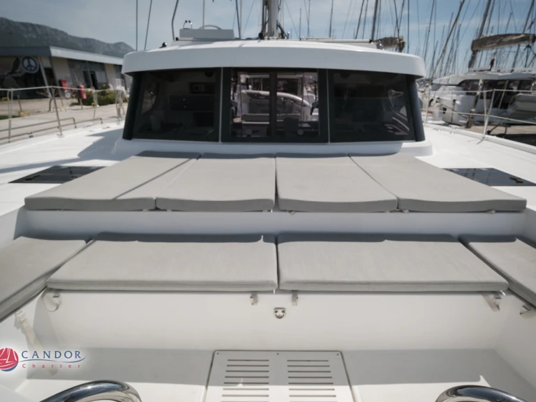 Catamaran rental with or without captain Bali Kaštel Gomilica