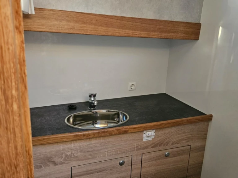 Rent a Gruno Gruno 41 Excellent Akkrum