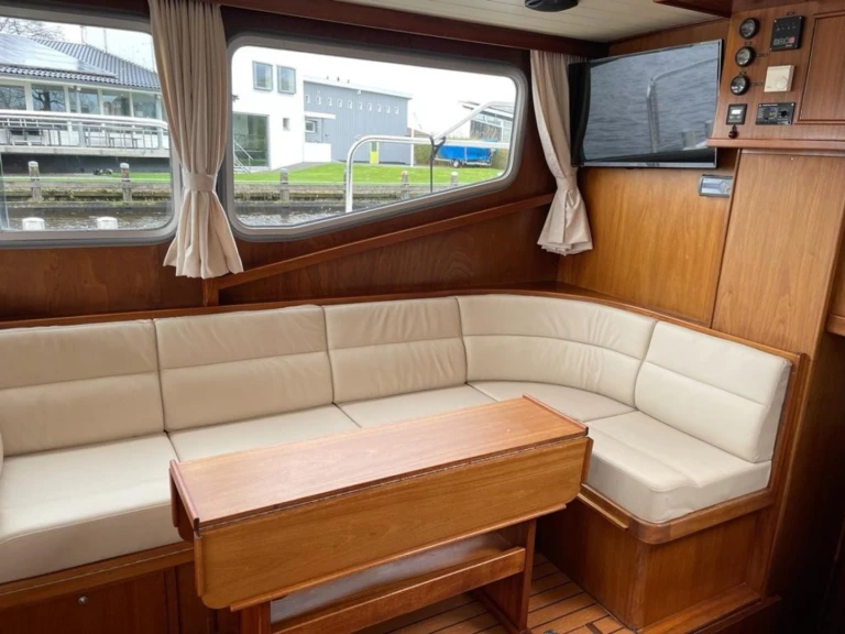 Motorboat rental in Akkrum -  Hemmes 1400
