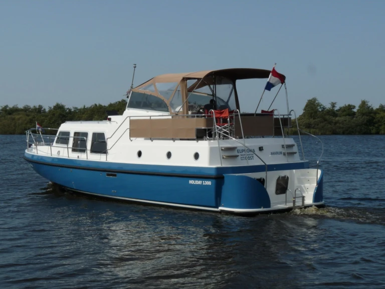 Yacht charter Akkrum cheap Holiday 1300