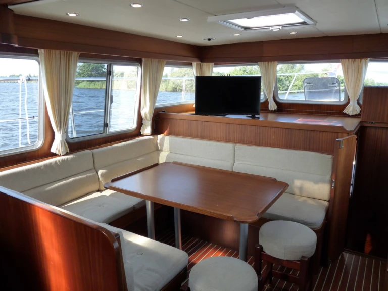 Motorboat rental in Akkrum -  Holiday 1300